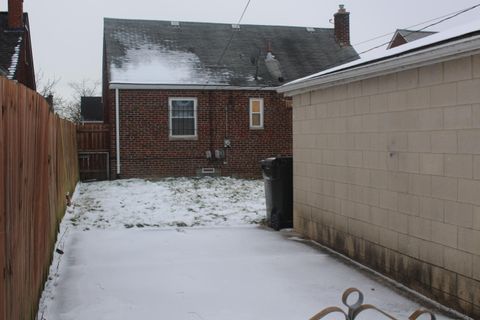 Tiny photo for 676 Butler Avenue, Columbus, OH 43223 (MLS # 226000181)