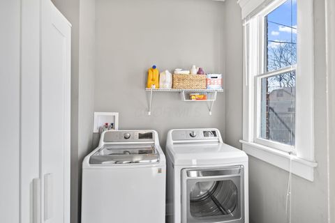 Tiny photo for 647 Oakwood Avenue, Columbus, OH 43205 (MLS # 226005470)