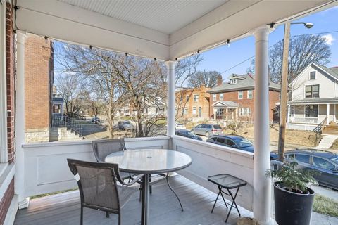 Tiny photo for 647 Oakwood Avenue, Columbus, OH 43205 (MLS # 226005470)