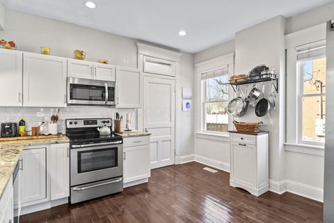 Tiny photo for 647 Oakwood Avenue, Columbus, OH 43205 (MLS # 226005470)