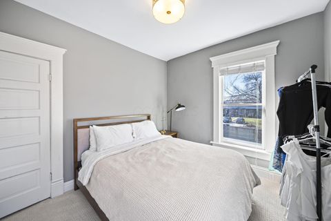 Tiny photo for 647 Oakwood Avenue, Columbus, OH 43205 (MLS # 226005470)