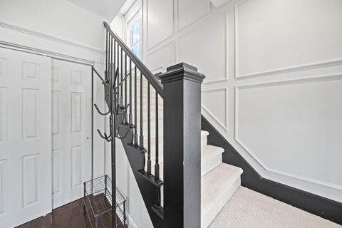 Tiny photo for 647 Oakwood Avenue, Columbus, OH 43205 (MLS # 226005470)