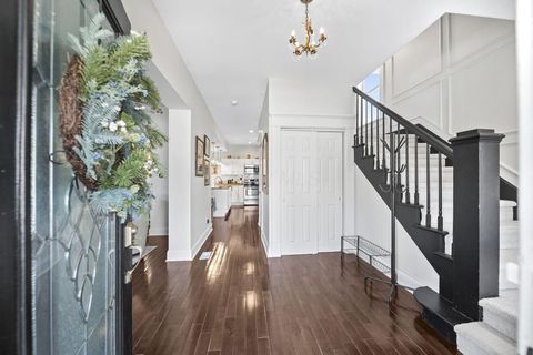 Tiny photo for 647 Oakwood Avenue, Columbus, OH 43205 (MLS # 226005470)