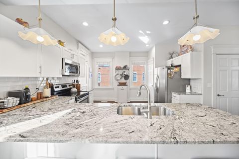 Tiny photo for 647 Oakwood Avenue, Columbus, OH 43205 (MLS # 226005470)