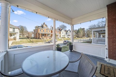 Tiny photo for 647 Oakwood Avenue, Columbus, OH 43205 (MLS # 226005470)