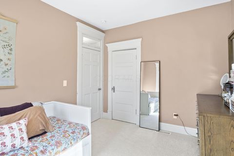 Tiny photo for 647 Oakwood Avenue, Columbus, OH 43205 (MLS # 226005470)