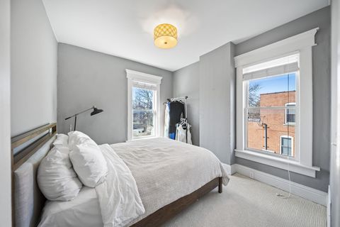 Tiny photo for 647 Oakwood Avenue, Columbus, OH 43205 (MLS # 226005470)