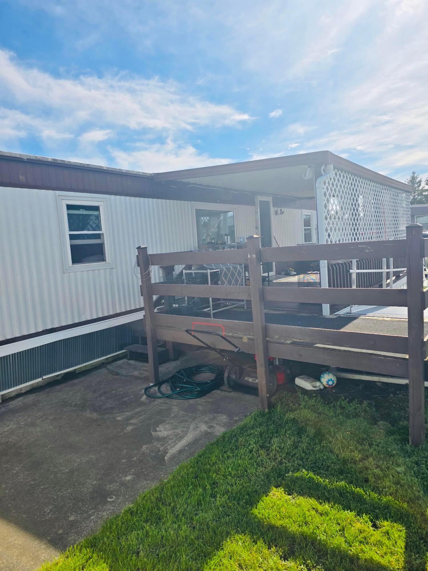 12030 Holly Drive #31, Lakeview, Ohio image 3