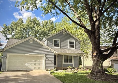 Photo of 491 Hillview Street, Pickerington, OH 43147 (MLS # 226016726)