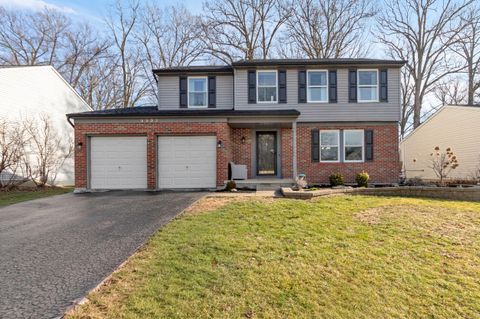 Photo of 3332 Timber Oak Drive, Columbus, OH 43204 (MLS # 226004755)