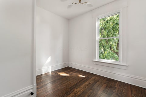 Tiny photo for 38 E Welch Avenue, Columbus, OH 43207 (MLS # 226035333)