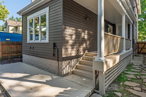 Tiny photo for 38 E Welch Avenue, Columbus, OH 43207 (MLS # 226035333)