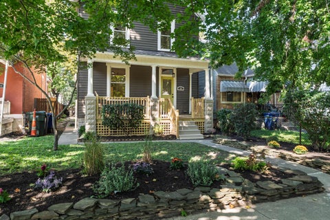 Tiny photo for 38 E Welch Avenue, Columbus, OH 43207 (MLS # 226035333)