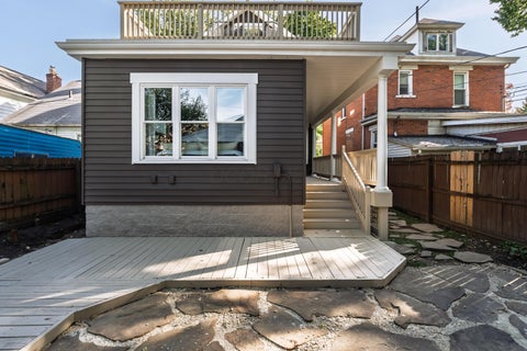 Tiny photo for 38 E Welch Avenue, Columbus, OH 43207 (MLS # 226035333)