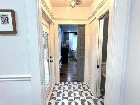 Tiny photo for 38 E Welch Avenue, Columbus, OH 43207 (MLS # 226035333)