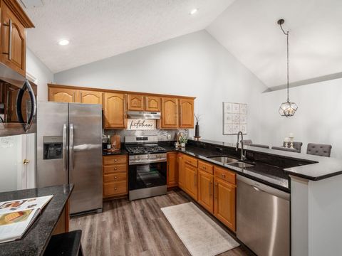 Tiny photo for 3623 Stoneway Point, Powell, OH 43065 (MLS # 226002545)