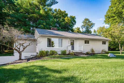 Homes For Sale - 1499 Stringtown Road<br/> Lancaster, OH 43130