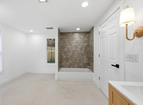 Tiny photo for 20 Wells Street, Delaware, OH 43015 (MLS # 226033915)