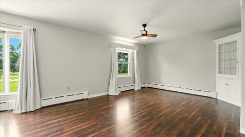 Tiny photo for 2 Frary Court, Mount Vernon, OH 43050 (MLS # 225044460)