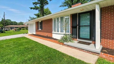 Tiny photo for 2 Frary Court, Mount Vernon, OH 43050 (MLS # 225044460)