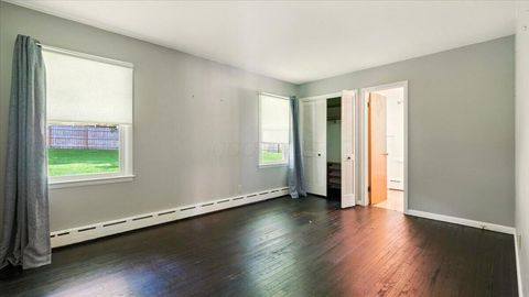 Tiny photo for 2 Frary Court, Mount Vernon, OH 43050 (MLS # 225044460)