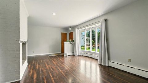 Tiny photo for 2 Frary Court, Mount Vernon, OH 43050 (MLS # 225044460)