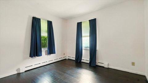 Tiny photo for 2 Frary Court, Mount Vernon, OH 43050 (MLS # 225044460)