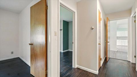 Tiny photo for 2 Frary Court, Mount Vernon, OH 43050 (MLS # 225044460)