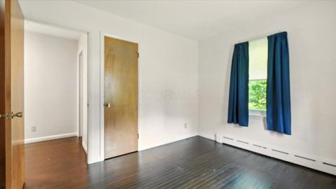 Tiny photo for 2 Frary Court, Mount Vernon, OH 43050 (MLS # 225044460)