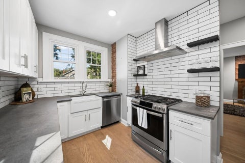 Tiny photo for 54 Winthrop Road, Columbus, OH 43214 (MLS # 226037356)