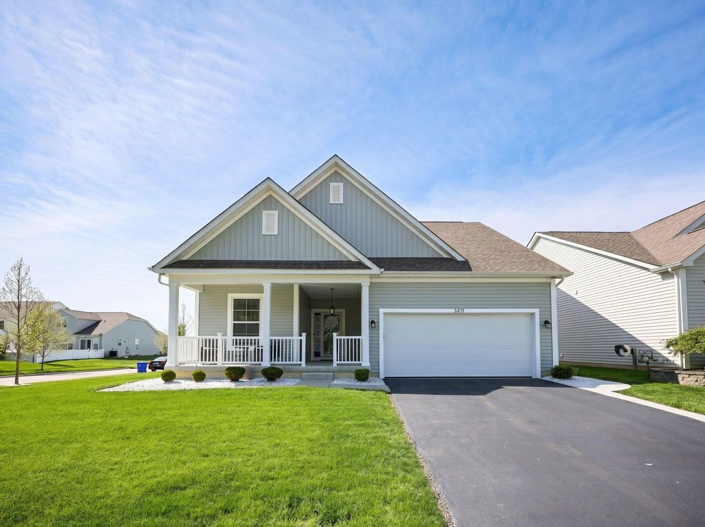 Photo of 6819 Brooklyn Heights Road, Westerville, OH 43081 (MLS # 226014538)