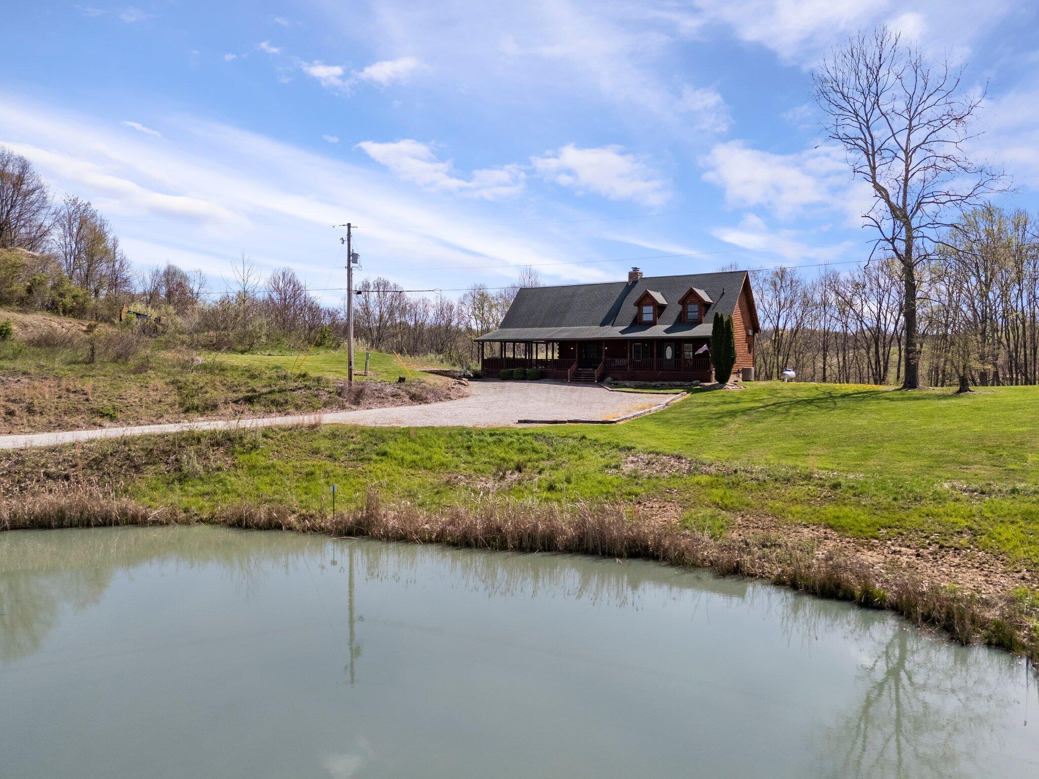 12134 Maysville-williams Road, Logan, Ohio image 8