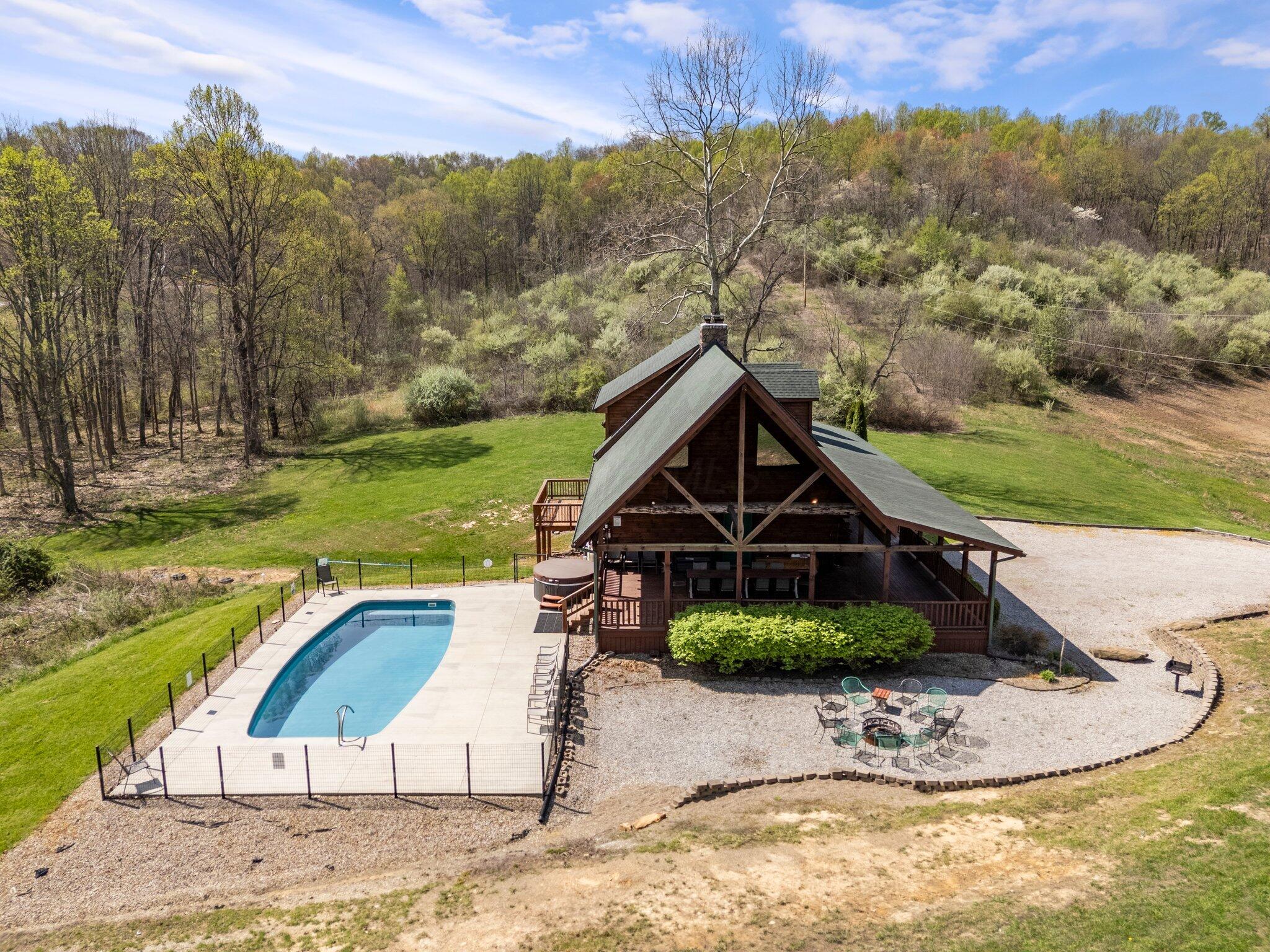 12134 Maysville-williams Road, Logan, Ohio image 19