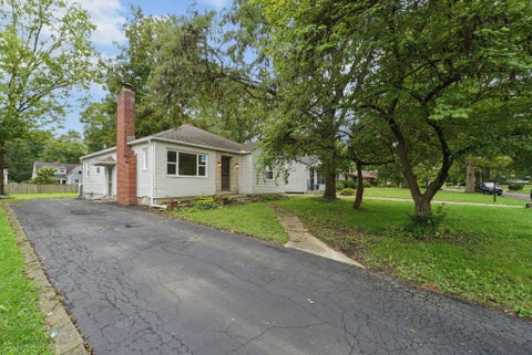 Photo of 2655 Woodley Road, Columbus, OH 43231 (MLS # 226036664)
