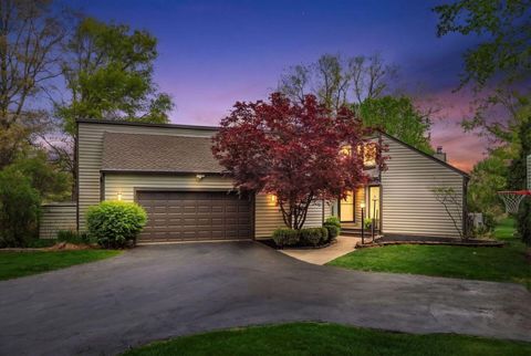 Photo of 9100 Muirkirk Drive, Dublin, OH 43017 (MLS # 226013777)