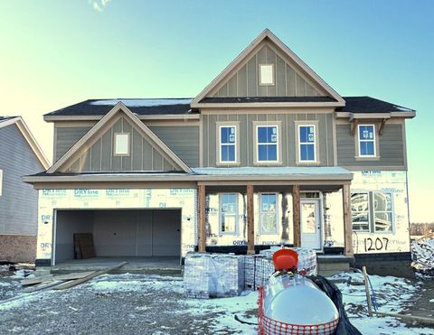 Photo of 1207 Ivy Wood Drive, Sunbury, OH 43074 (MLS # 225041911)