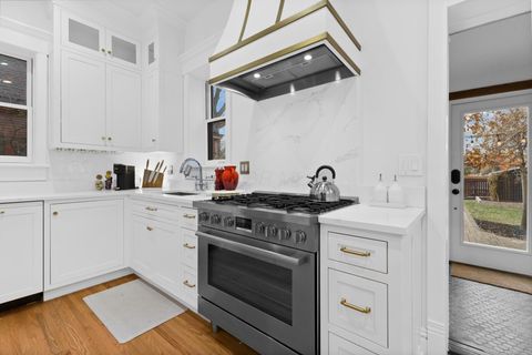 Tiny photo for 1359 Neil Avenue, Columbus, OH 43201 (MLS # 226002338)