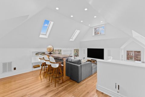 Tiny photo for 1359 Neil Avenue, Columbus, OH 43201 (MLS # 226002338)