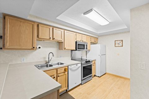 Tiny photo for 5758 Willow Lake Drive, Grove City, OH 43123 (MLS # 225044766)