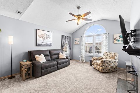 Tiny photo for 5758 Willow Lake Drive, Grove City, OH 43123 (MLS # 225044766)