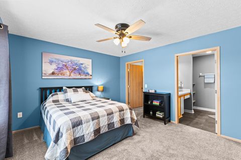 Tiny photo for 5758 Willow Lake Drive, Grove City, OH 43123 (MLS # 225044766)