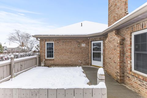 Tiny photo for 5758 Willow Lake Drive, Grove City, OH 43123 (MLS # 225044766)