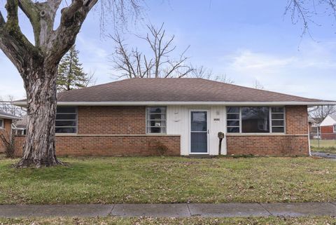 Photo of 2682 Kenny Lane, Grove City, OH 43123 (MLS # 226006514)