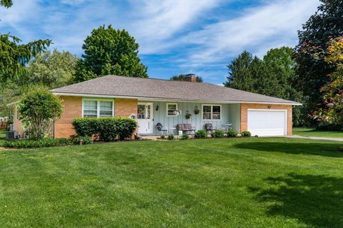 Photo of 3478 Trenton Road, Columbus, OH 43232 (MLS # 226018858)