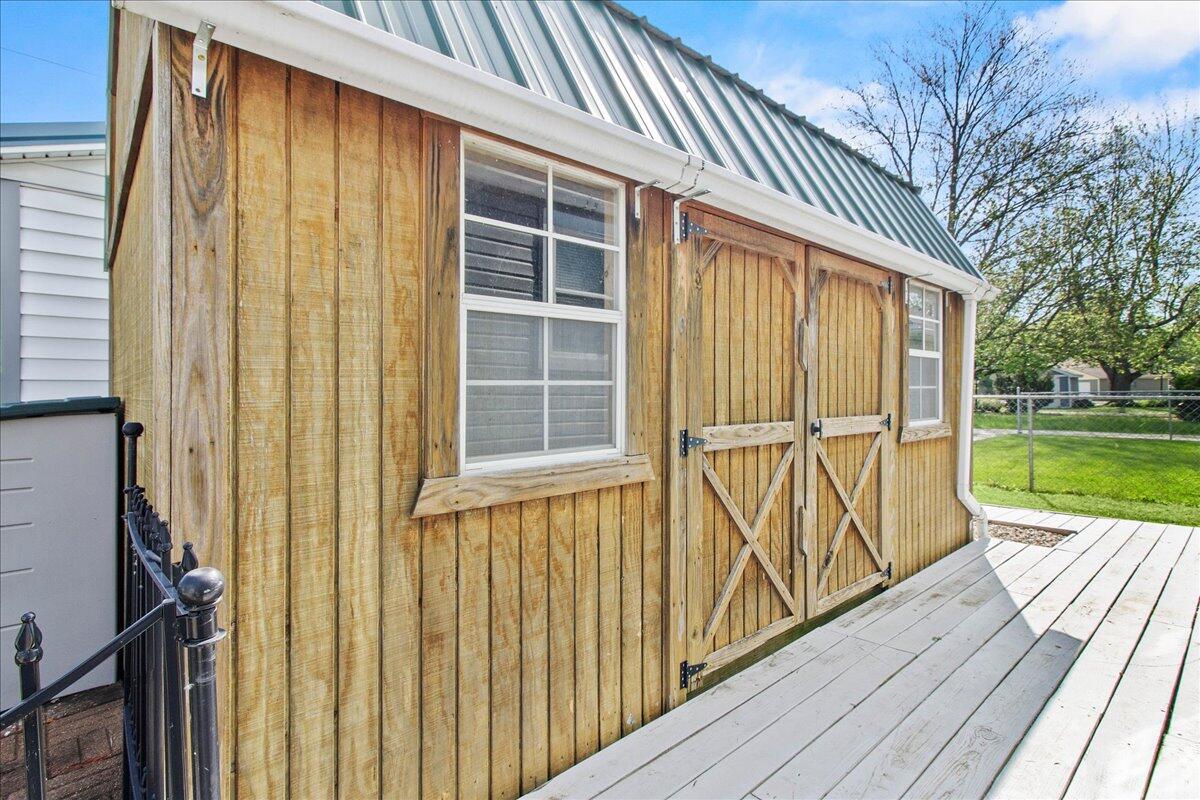 11526 Horseshoe Channel Drive, Lakeview, Ohio image 38