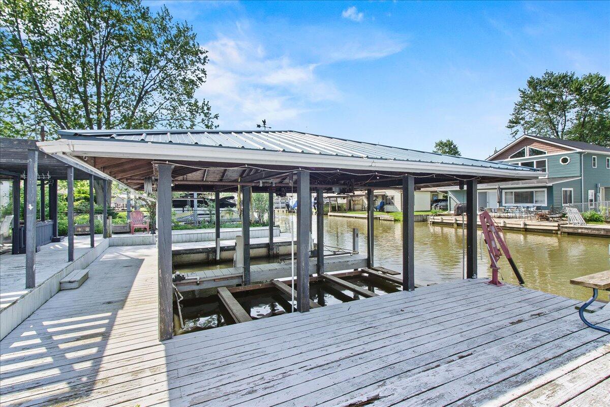 11526 Horseshoe Channel Drive, Lakeview, Ohio image 30