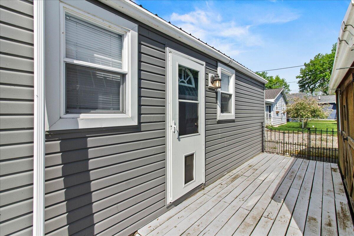11526 Horseshoe Channel Drive, Lakeview, Ohio image 35