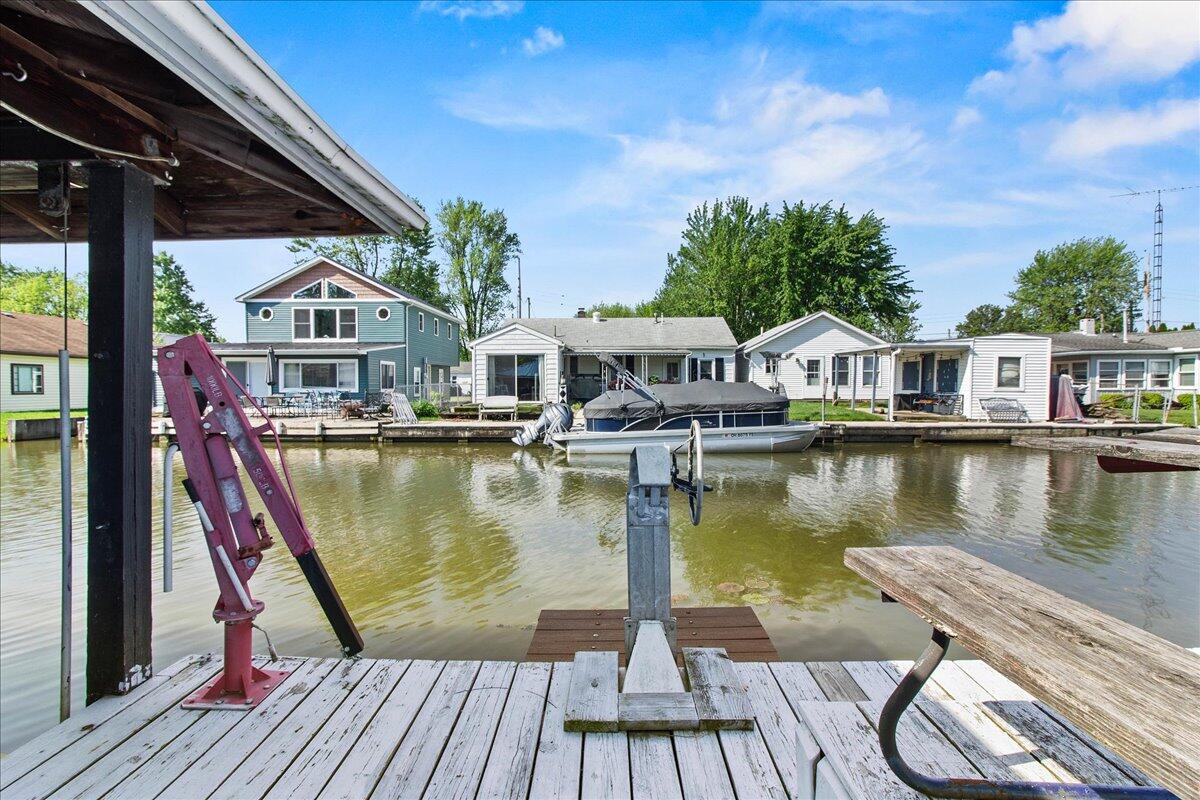 11526 Horseshoe Channel Drive, Lakeview, Ohio image 32