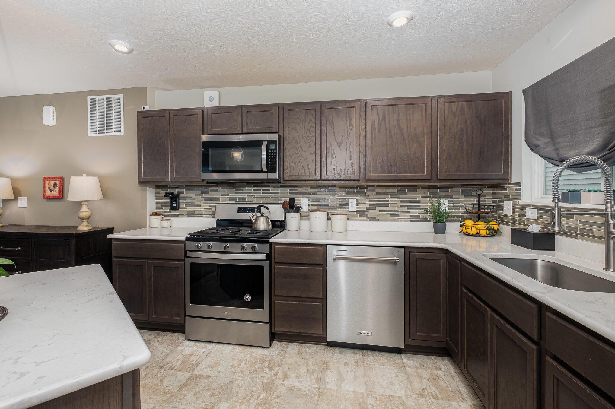 3769 Sugarbark Drive, Canal Winchester, Ohio image 12