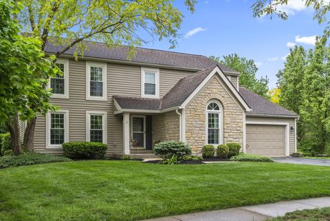 Photo of 7616 Worsley Place, Dublin, OH 43017 (MLS # 226016513)